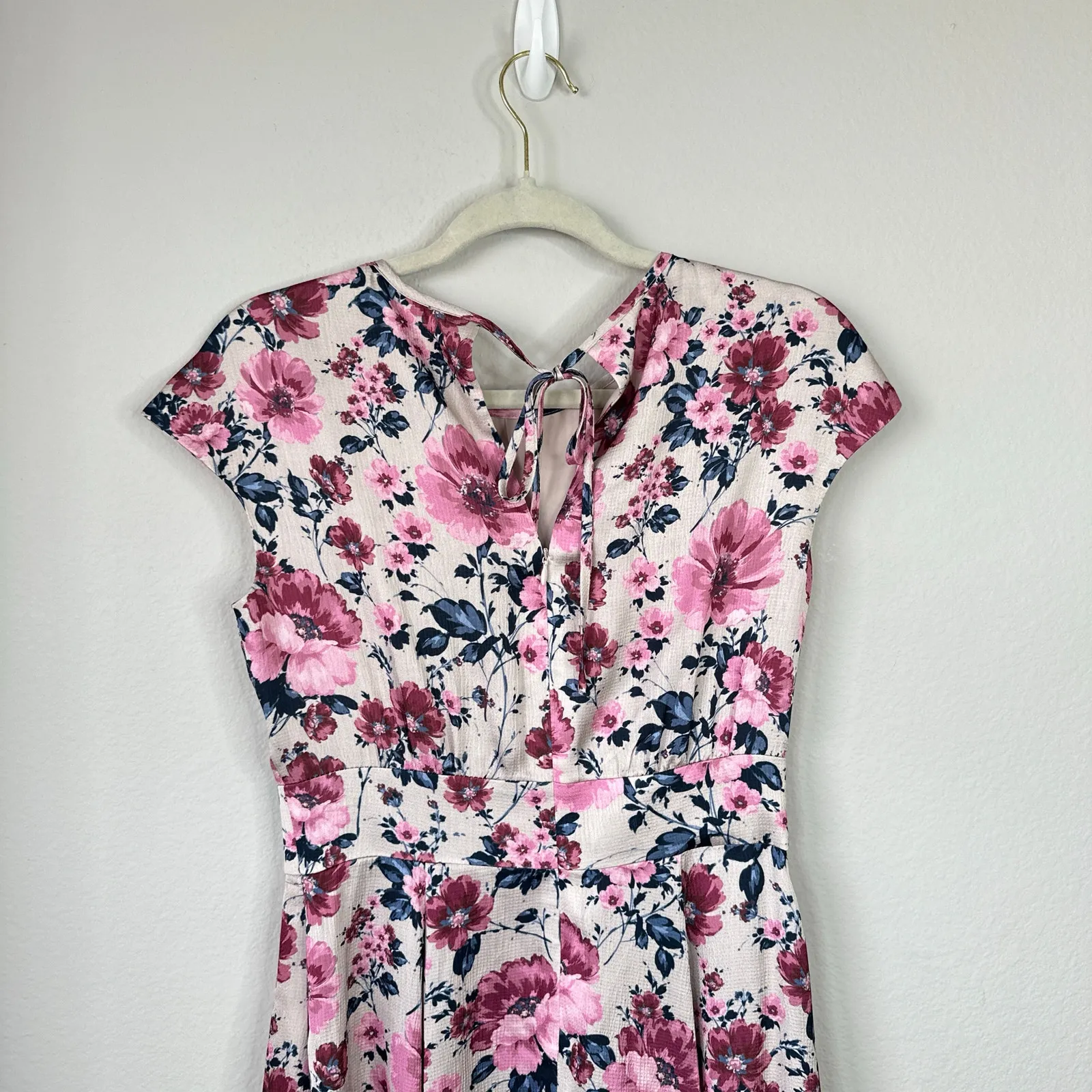 GAL MEETS GLAM Julia Midi Dress Pink Floral Size 2 Romantic Tea Flowy Elegant - Image 6
