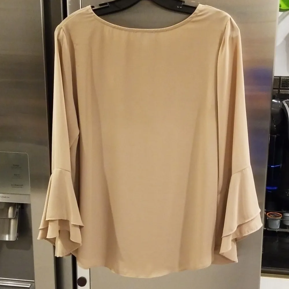 💕VERONICA M💕 Ruffle Long Sleeve Blouse Top - Image 2