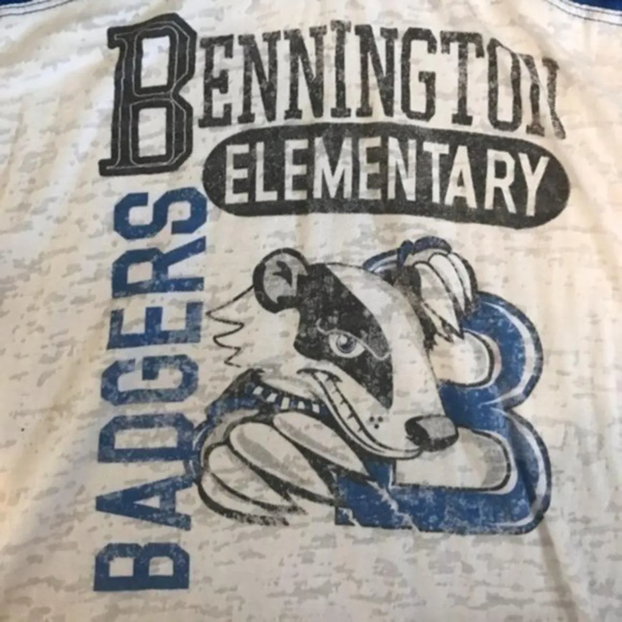 Bennington Elementary Vneck Tshirt Size M - Image 2