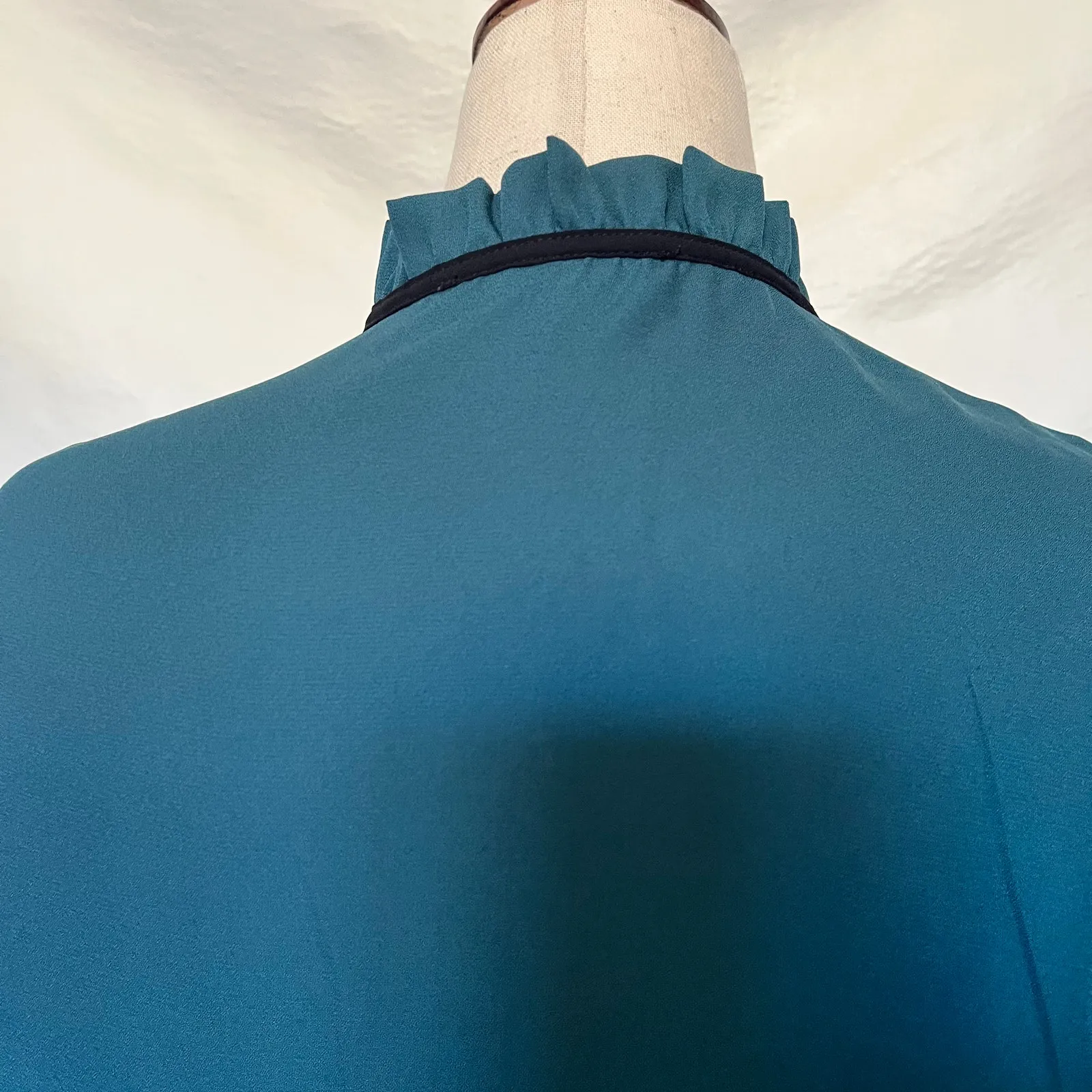 Lulu's Bow Tie Neck Womens Top Sz S Coquette Romantic Chiffon Cottage Teal - Image 3