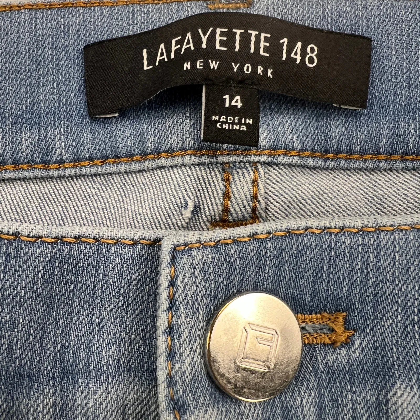 Lafayette 148 New York Mercer Cropped Kick Flare Stretch Denim Size 14 Blue - Image 3