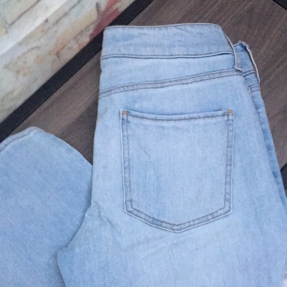 Empyre Cassia Straight Crop Light Wash Denim Jeans from Zumiez Blue Size undefined - Image 4