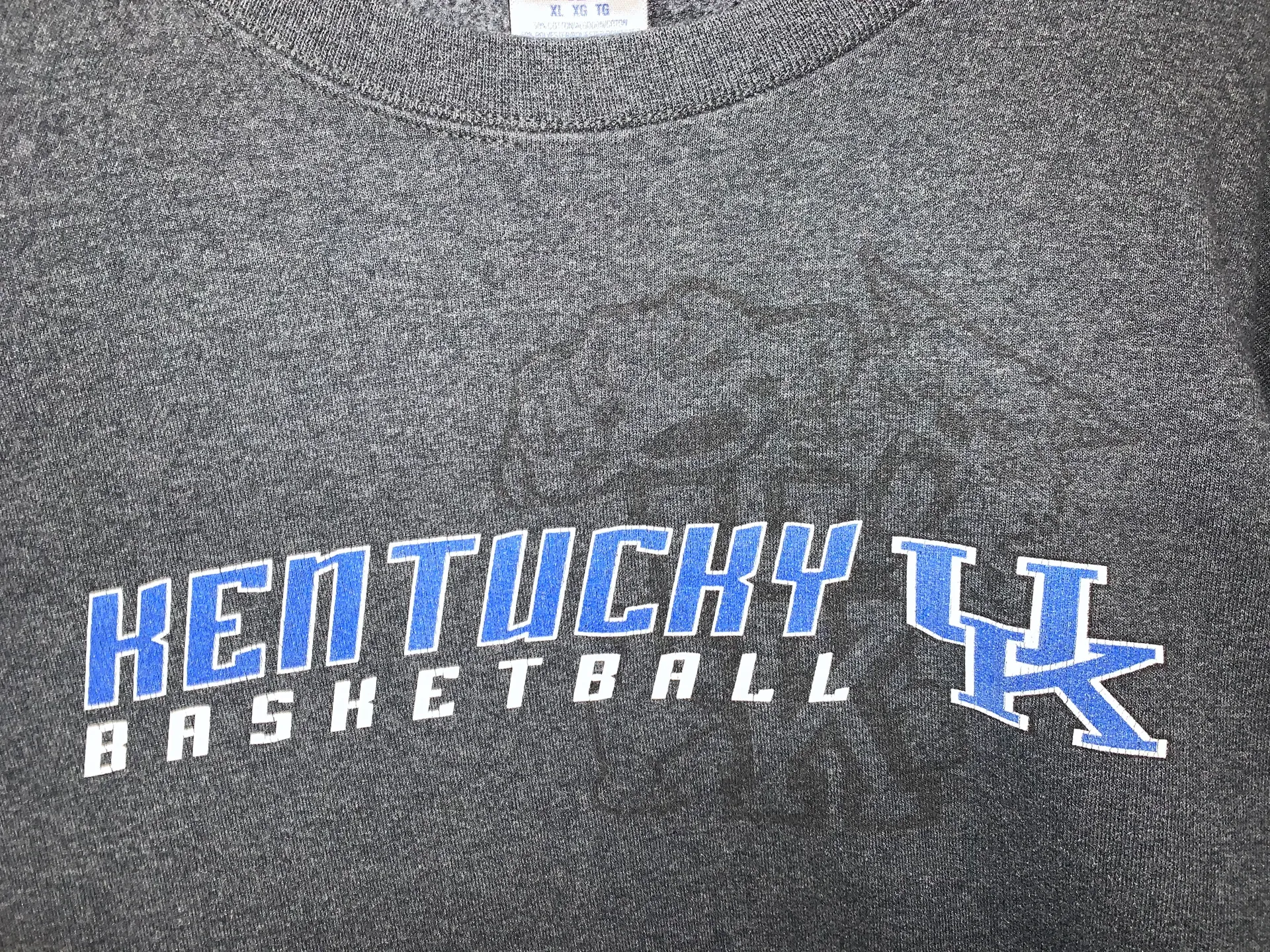Jerzees University of Kentucky Basketball Sweatshirt  - Image 3