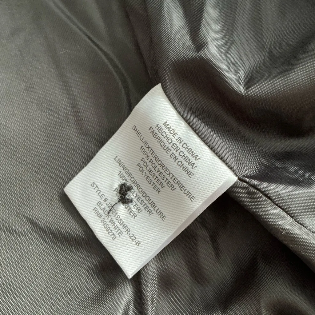 Comfy warm jacket NWT🖤🤍🖤🤍 Black Size M - Image 10