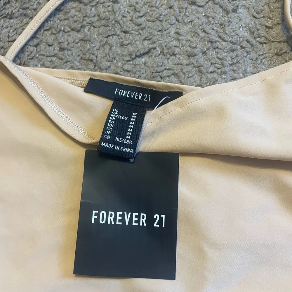 NWT Forever 21 Cut-Out One-Shoulder Bodysuit - Image 6