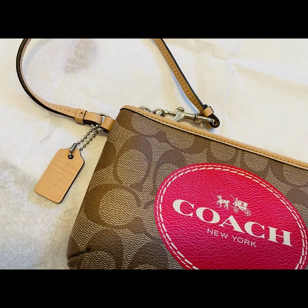 Large Coach Wristlet Brown and Red with Signature Logo - Image 2