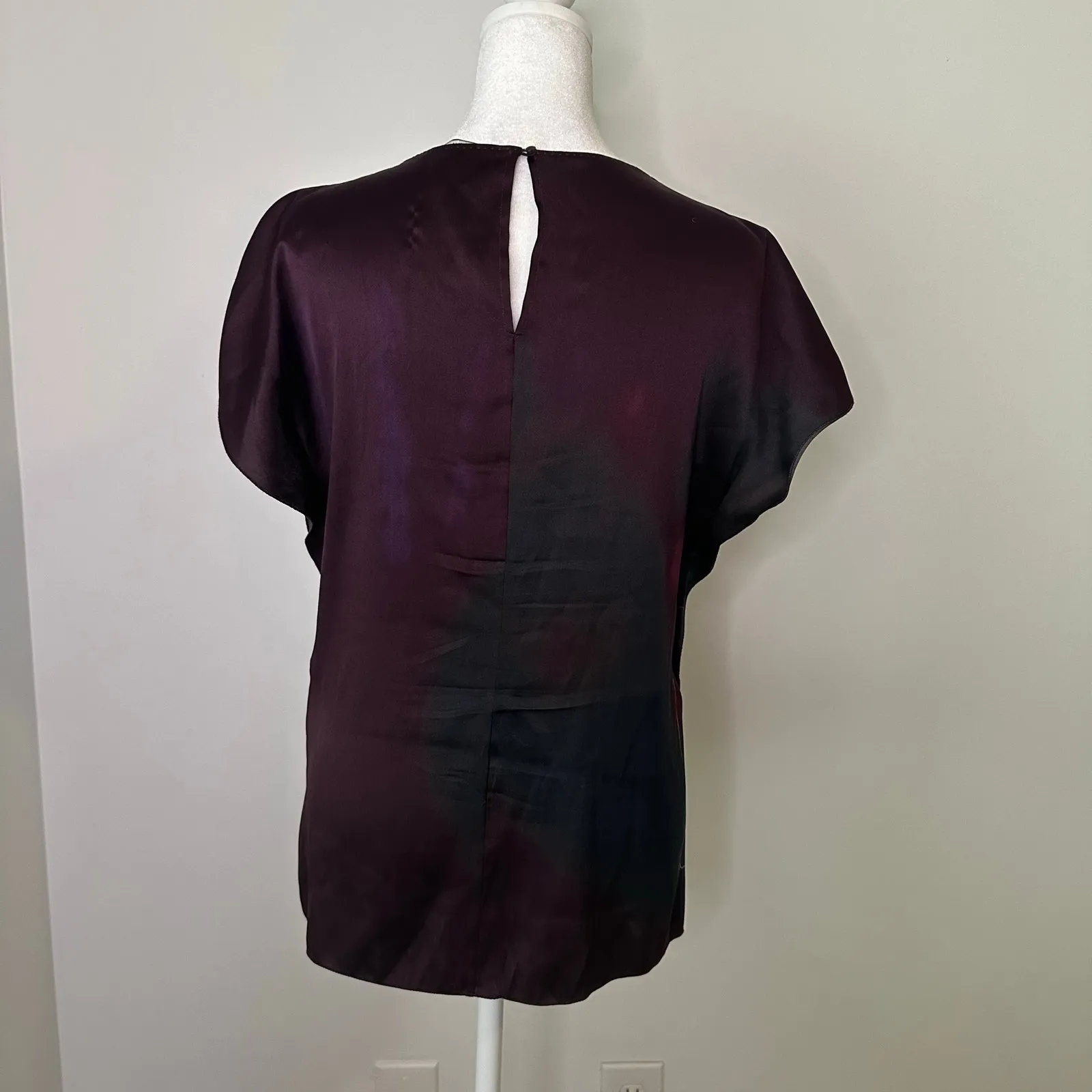 Elie Tahari purple, black & white silk sleeveless top size S - Image 5