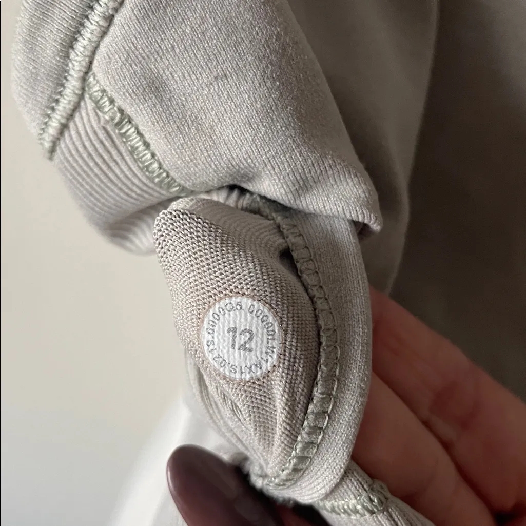 Lululemon Ebb to Street Tank Top *Light Support, B/C Cup Size 12 - Image 10