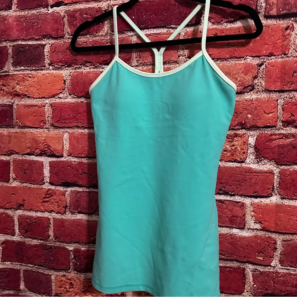 Lululemon Y tank top size 6 - Image 2