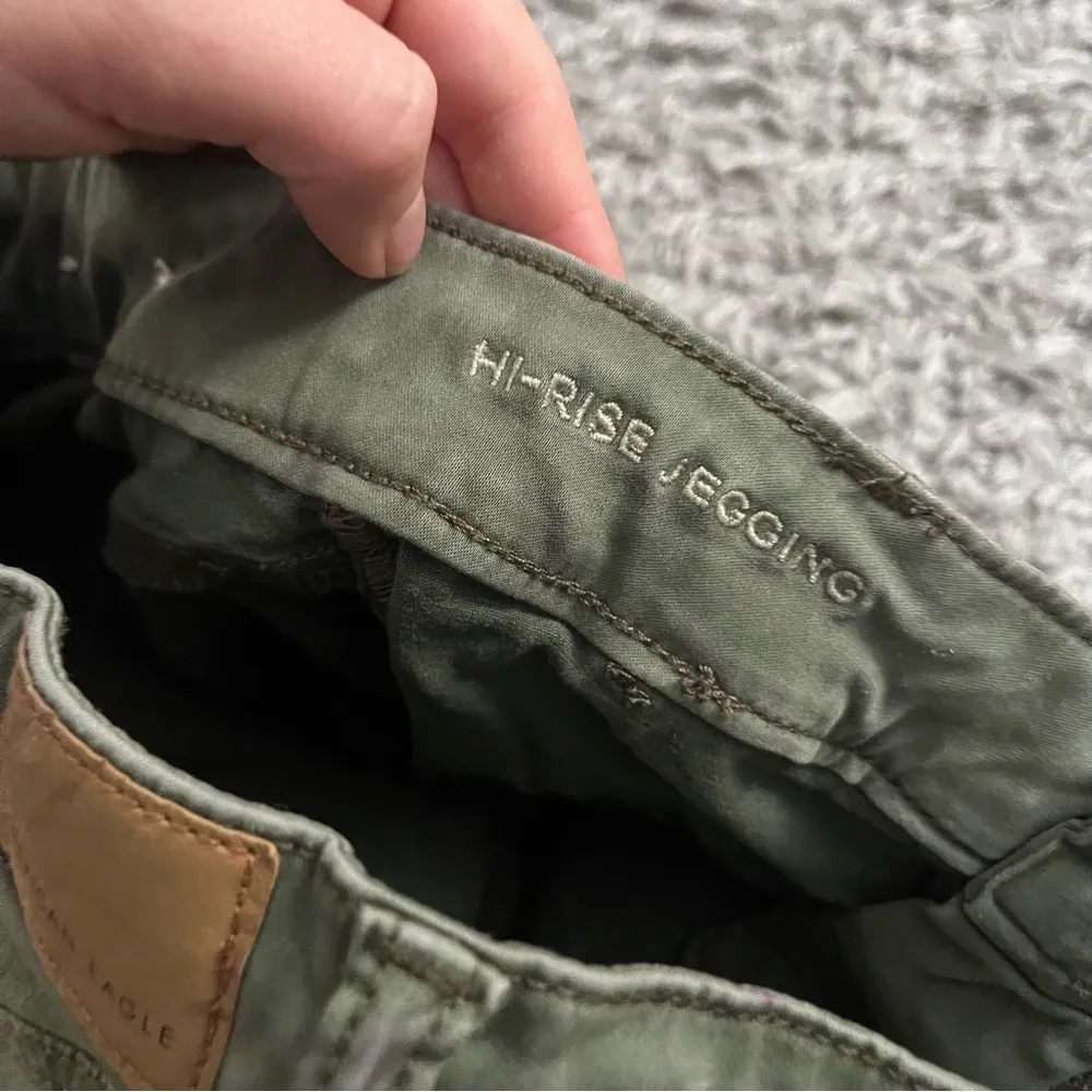 American eagle army green cargo Jeggings size 4 - Image 7