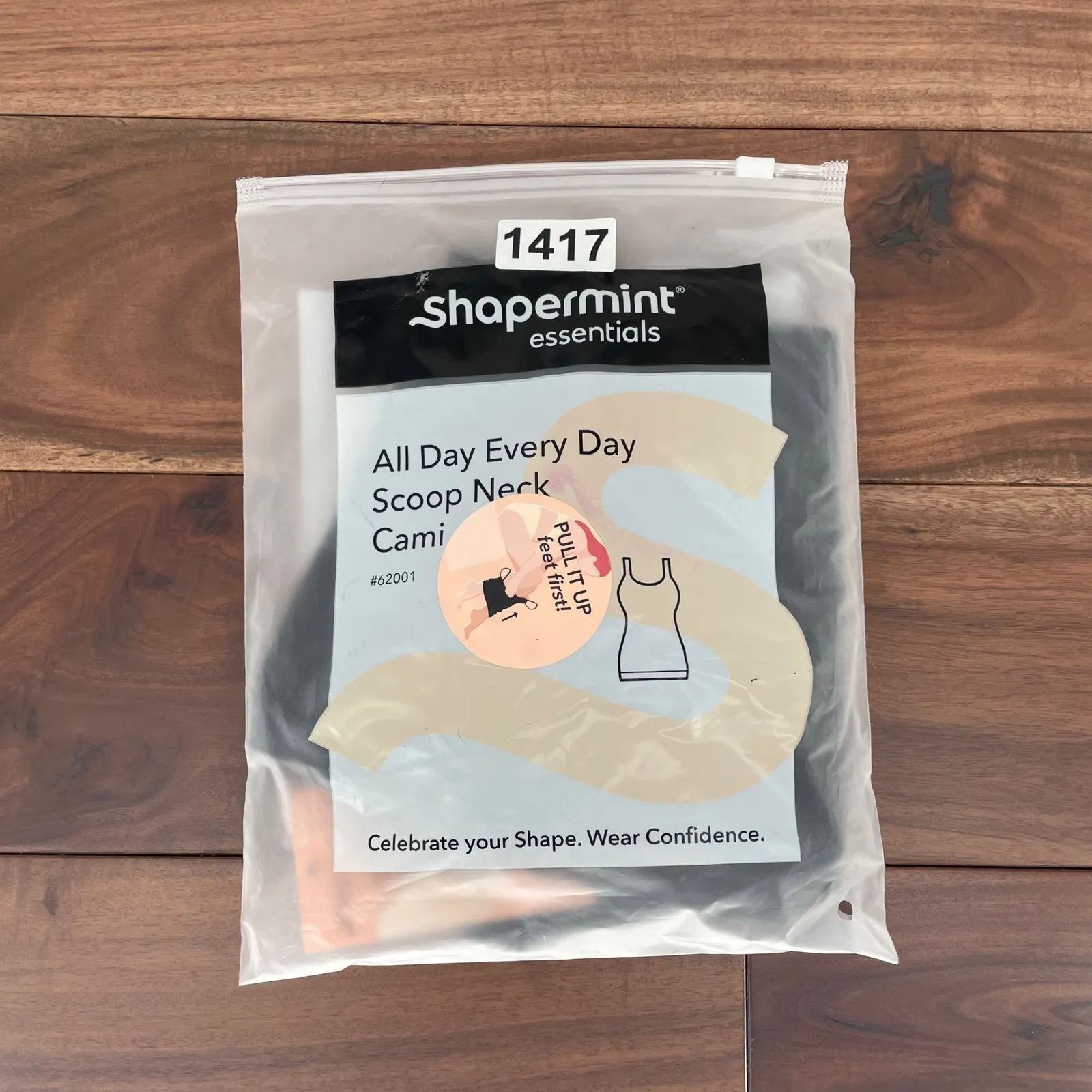 Shapermint Essentials All Day Every Day Scoop Neck Cami Black M M Size undefined - Image 6