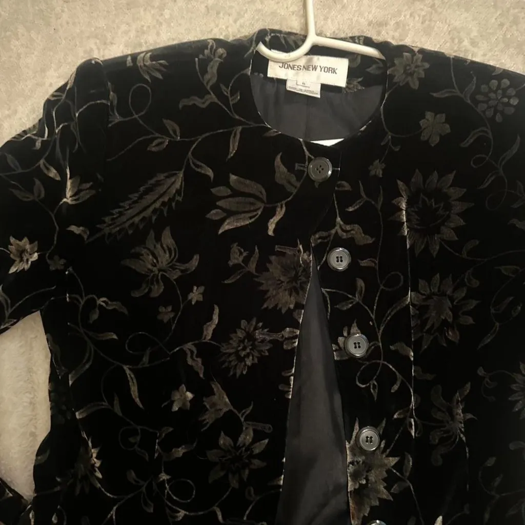 Jones New York Women's Black Jacket - Image 3