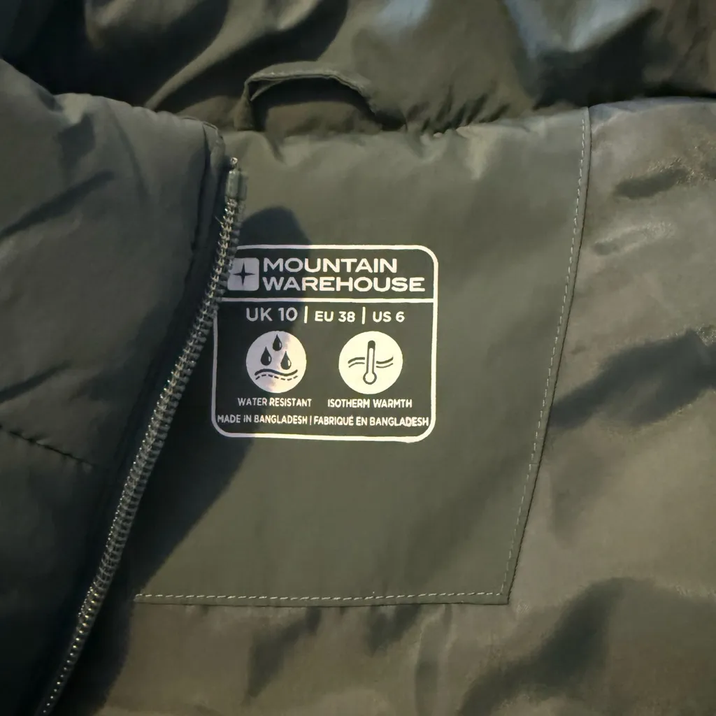 Mountain warehouse green vest - Image 3