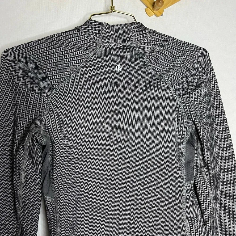 Lululemon Think Fast Long Sleeve Heathered Herringbone Heathered Black Size 4 - Image 5