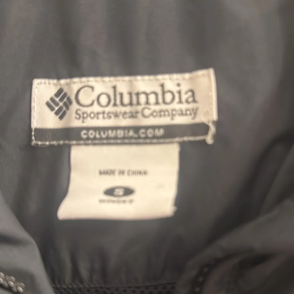 Columbia women’s black jacket size small - Image 4
