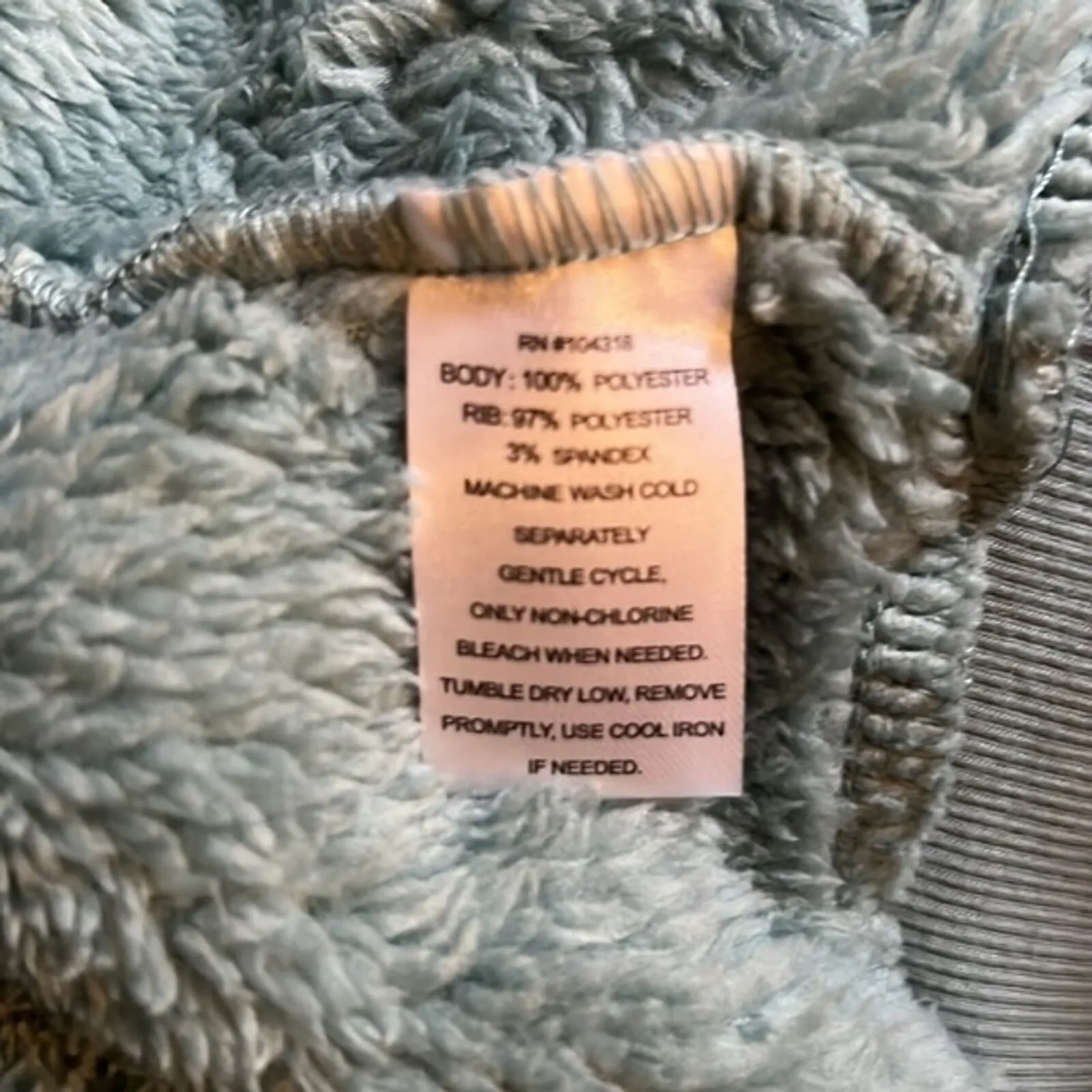 Derek Heart Shirt Womens Medium Aqua Blue‎ Fuzzy Sweatshirt Casual Comfy Cozy - Image 6