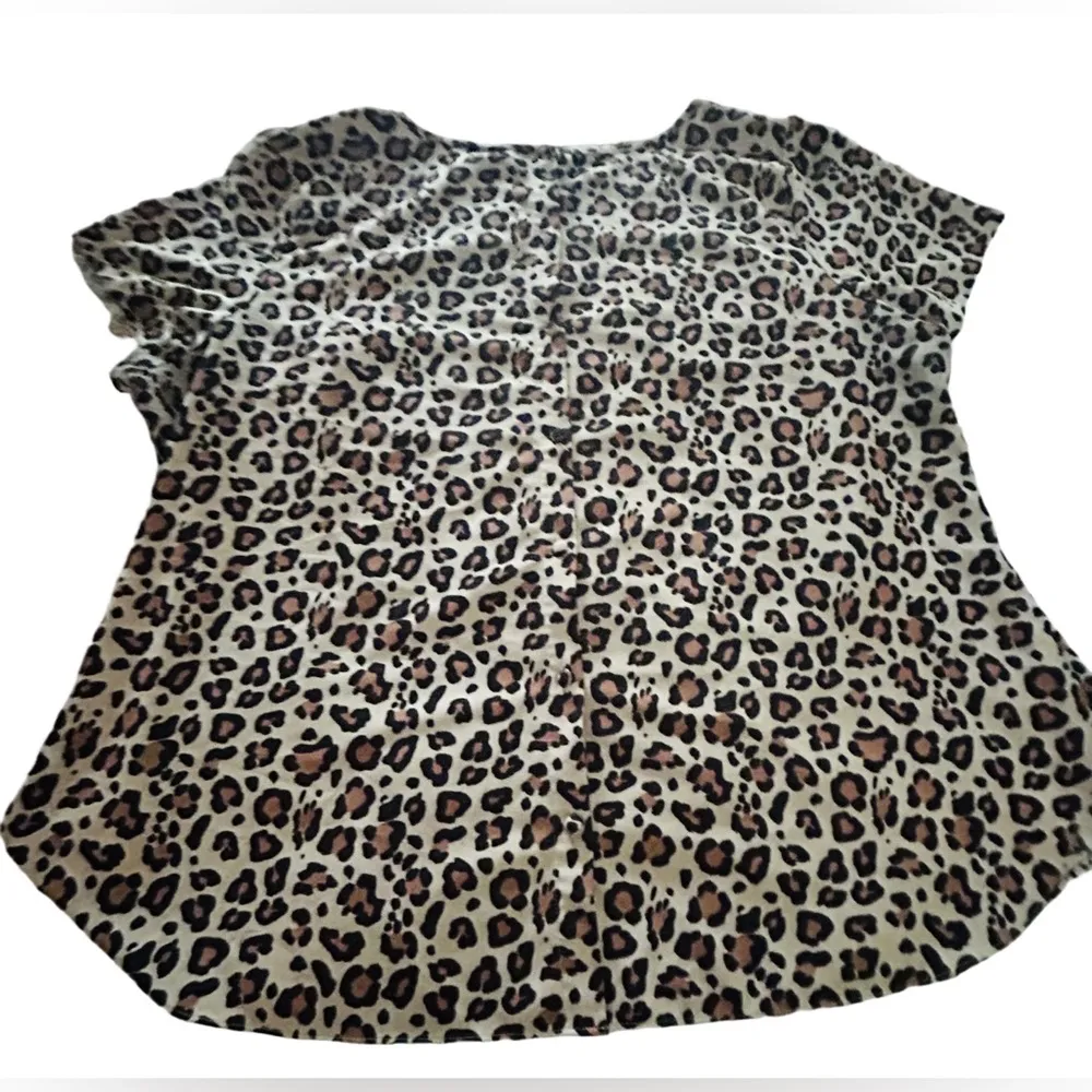 AVA & VIV Leopard Print Women's Top  3x holiday top - Image 3