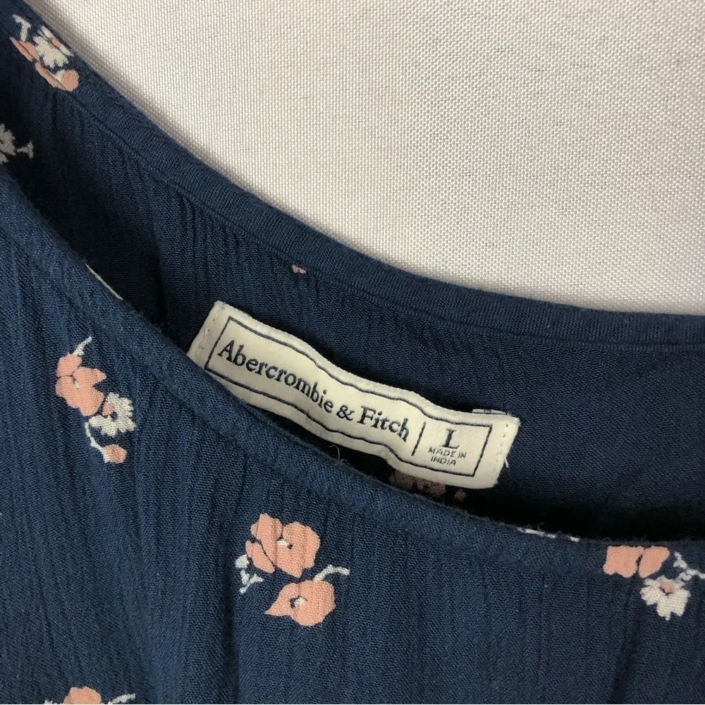 Abercrombie & Fitch Navy Blue Floral One Shoulder Short Sleeve Blouse L - Image 5