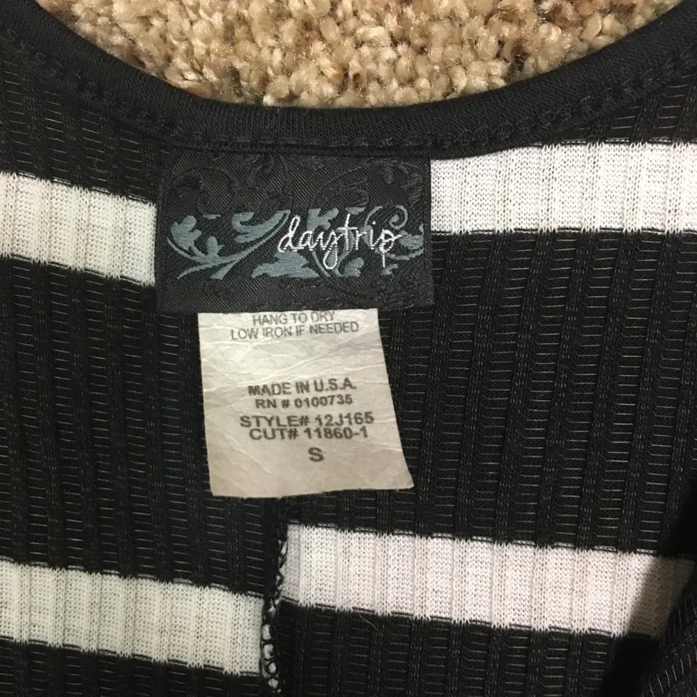 Daytrip Cold Shoulder Vest - Small - Image 6