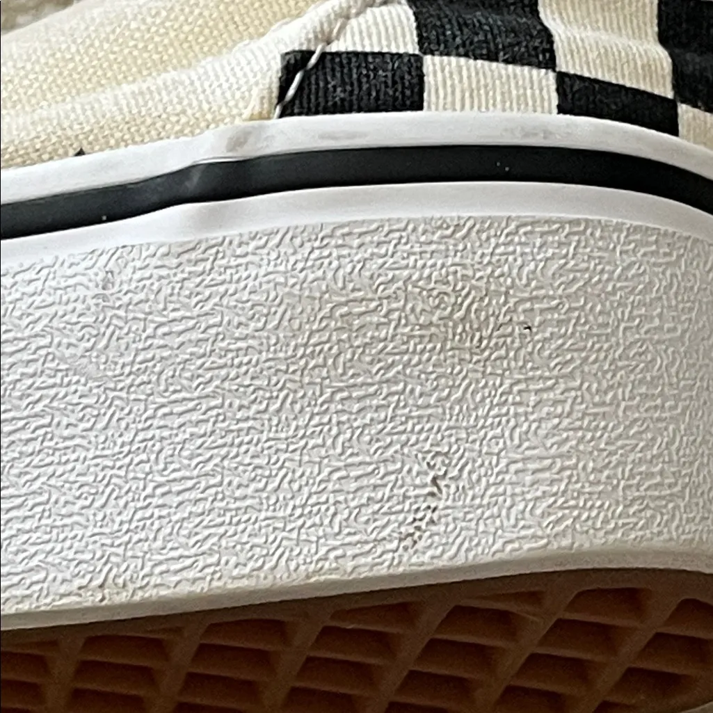 Vans Women’s Black and Marshmallow Checkerboard Slip-On Sneakers Size 6 - Image 7