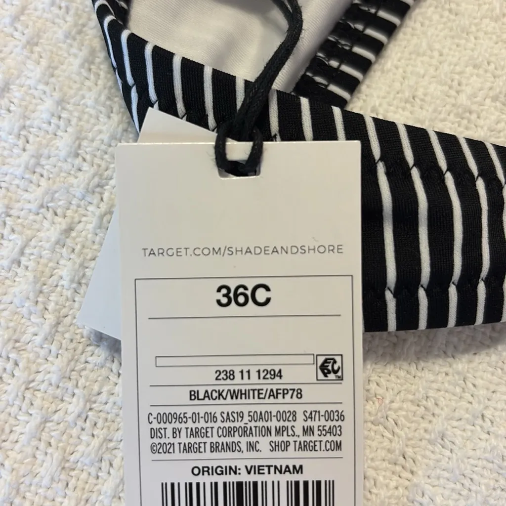 Shade & Shore Lightly Lined Twist Front Bikini Top Black and White size‎ 36C - Image 7