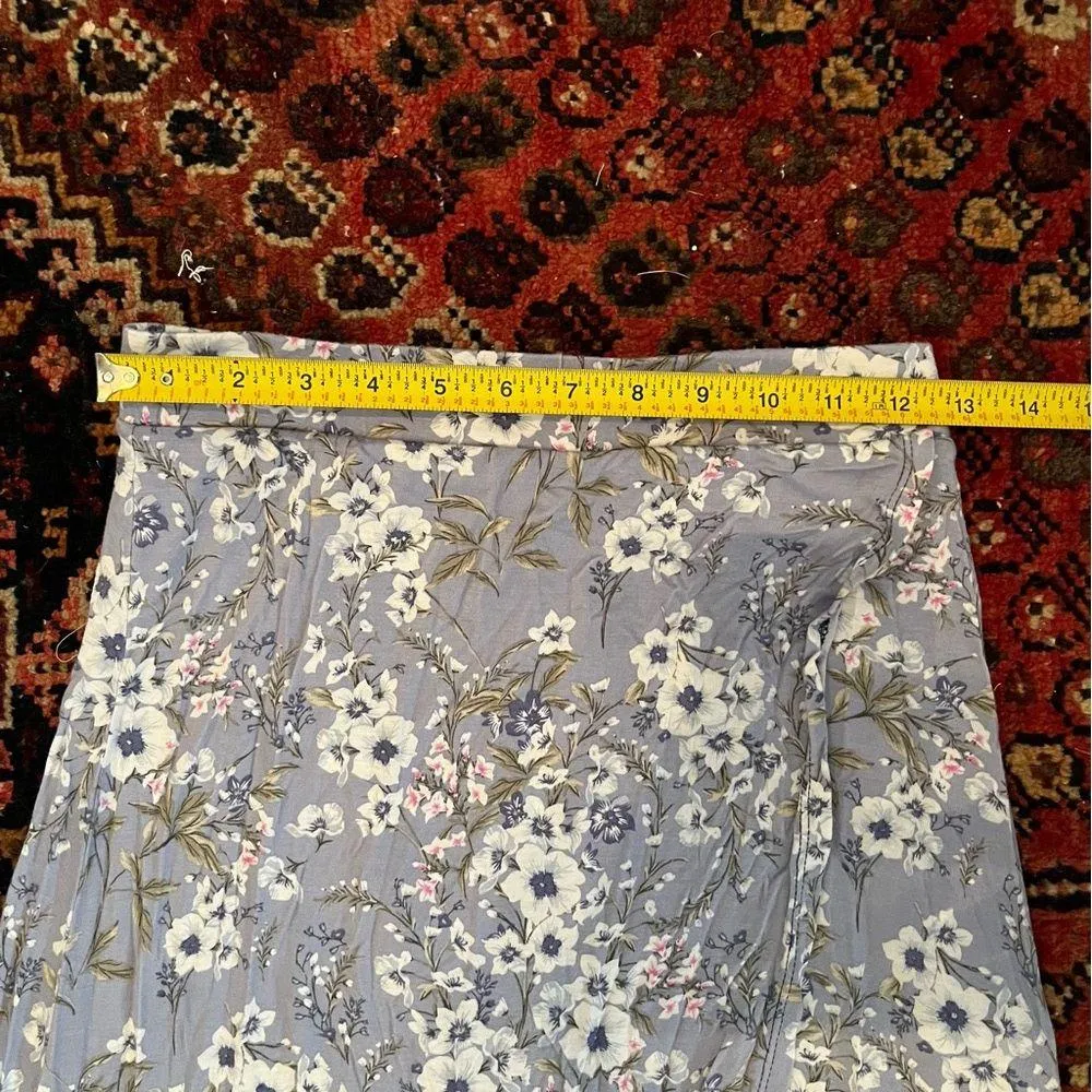 Slit floral wrap maxi skirt - Image 6