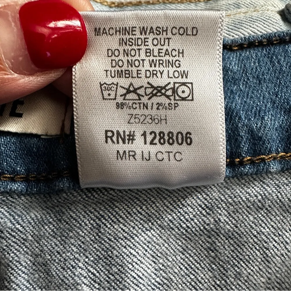 Aphrodite Women’s Shorts Medium Wash Super High Waisted Distressed‎ Size 3X​ - Image 7