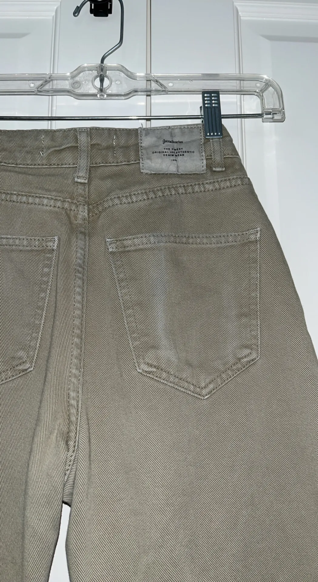 Stradivarius Wide Leg Jeans - Image 3