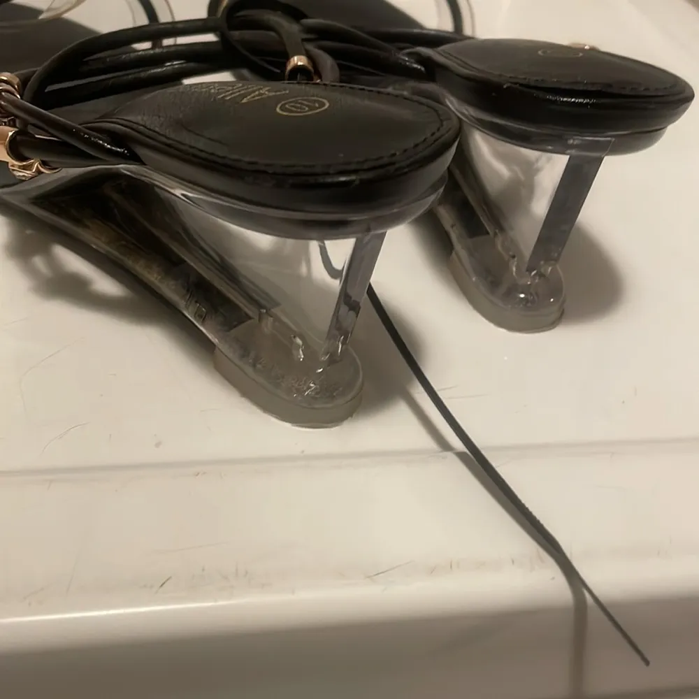 Allegra K black lucite sandals size 10 wedge 2.5 inches - Image 6