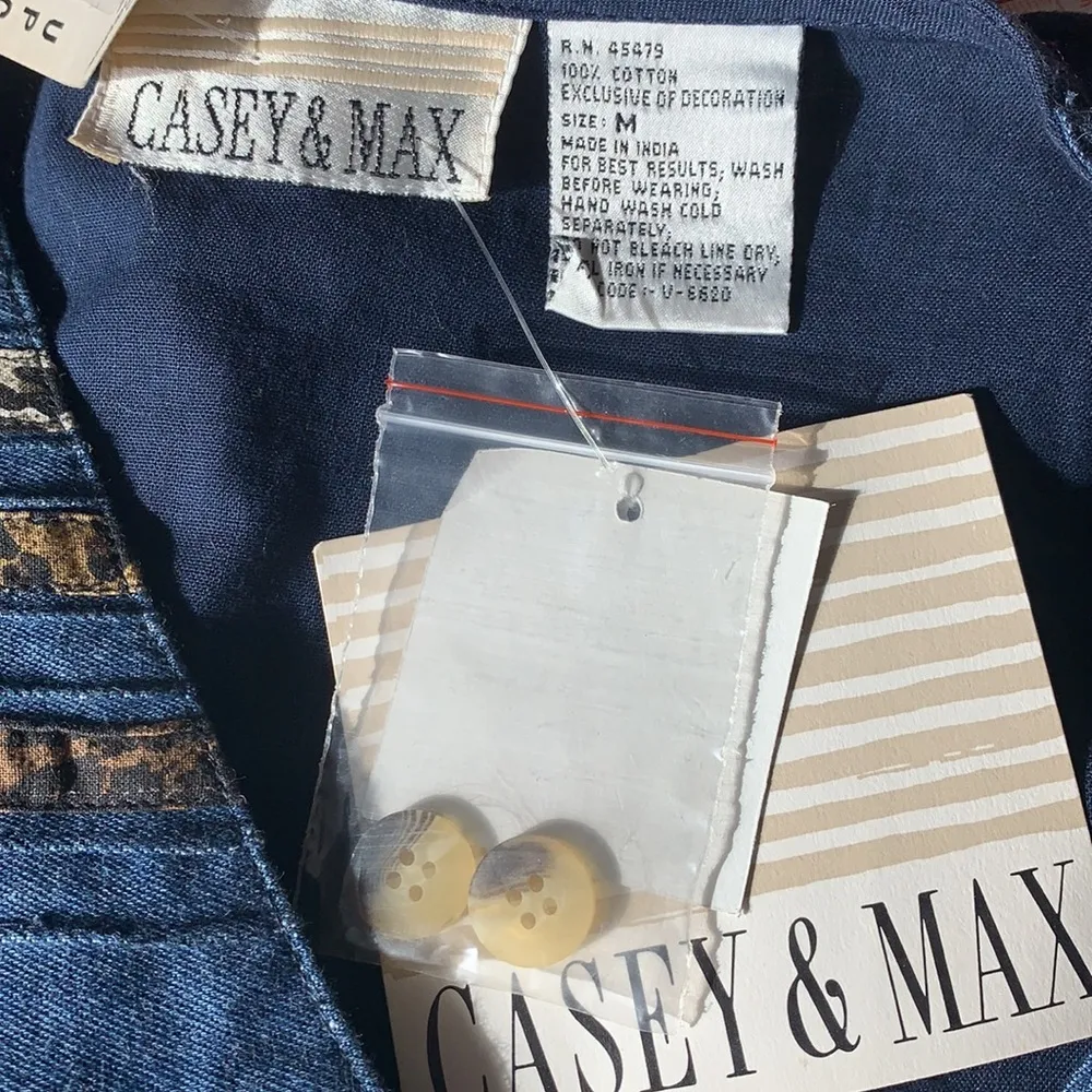 Vintage Casey & Max Denim Cat Vest Size Medium NWT Blue - Image 11