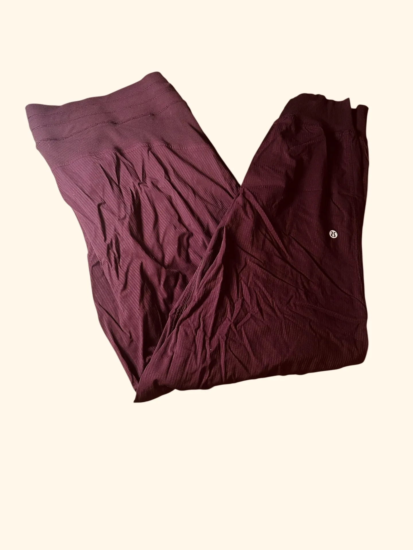 Size 16 women’s lululemon dance studio - Image 2