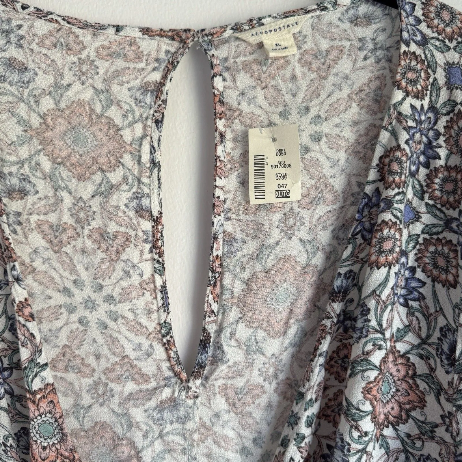 Aeropostale Women XL Romper Long Bell Sleeve Deep V Neck Floral Multicolor Boho Blue - Image 3