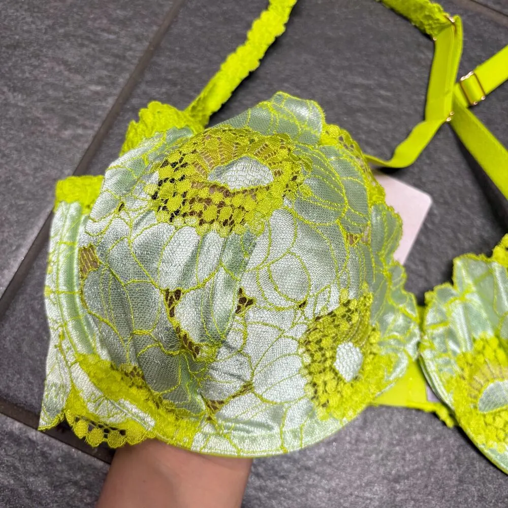 Savage X Fenty Perfect Poppies Unlined Lace Demi Bra 36DD Green Blue Romantic Size undefined - Image 4