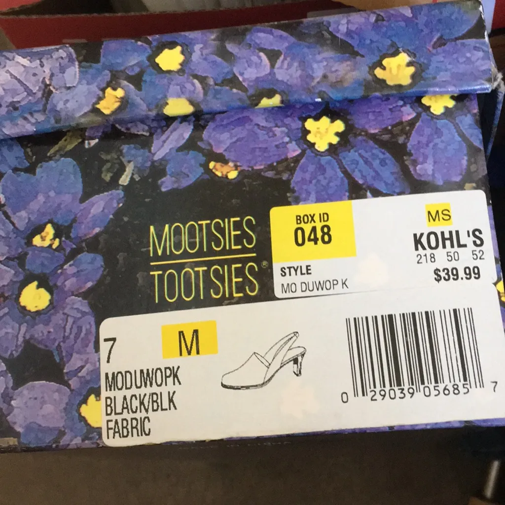 Mootsies Tootsies FINAL MARKDOWN Ladies  sling backs 7 - Image 4