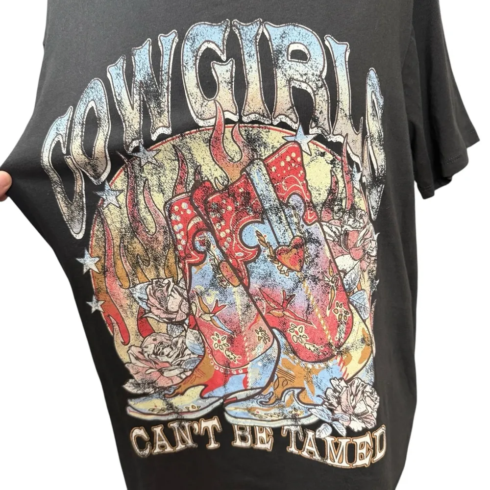Altar'd State Graphic Tee Shirt Size S Gray Cowgirls Can’t Be Tamed - Image 2