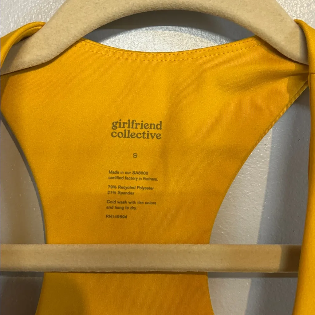 Girlfriend Collective Paloma Racerback Bra in mustard yellow size small - Image 3