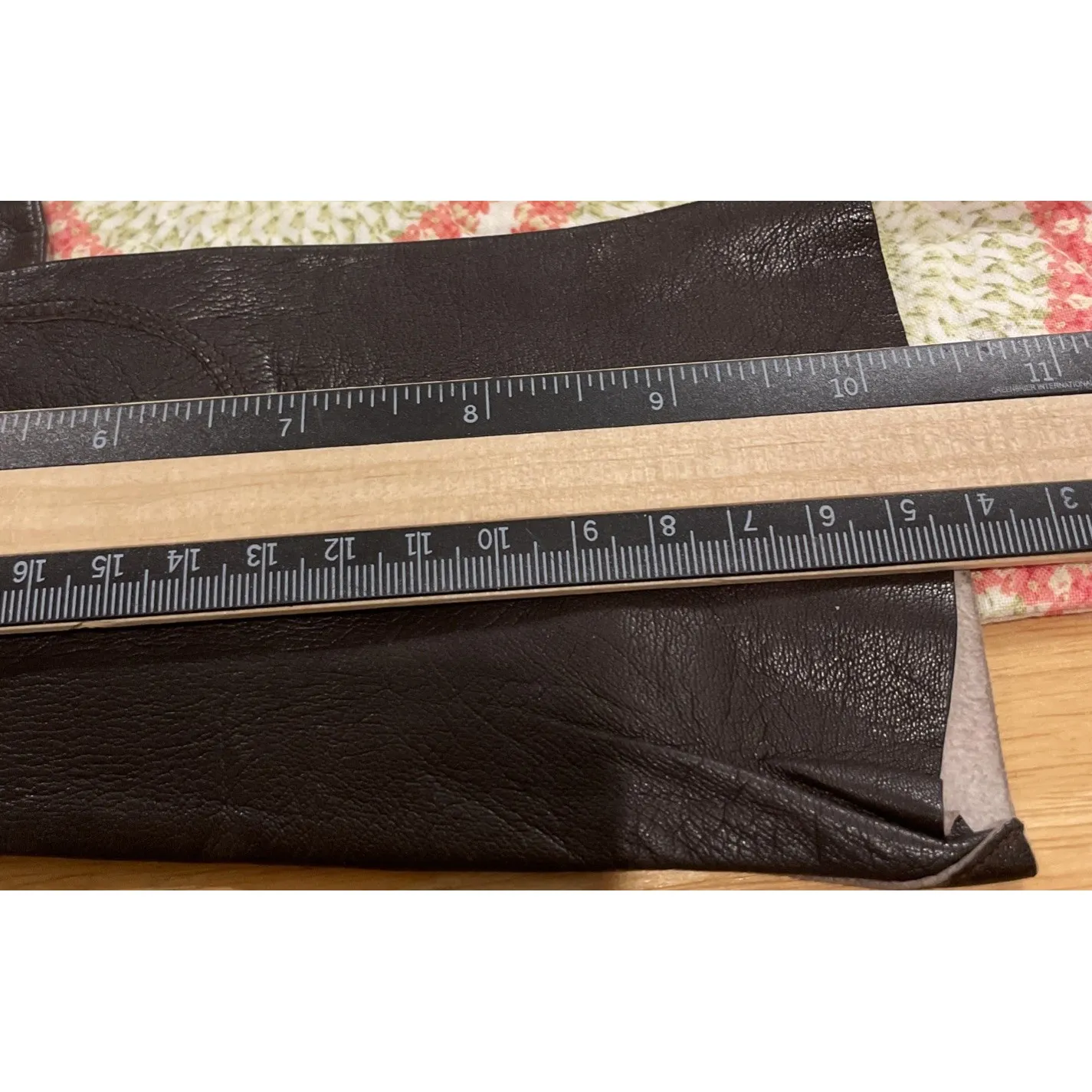 Vintage Womens Leather Dark Brown Made In Argentina 6 3/4 Preppy Going‎ Out - Image 4