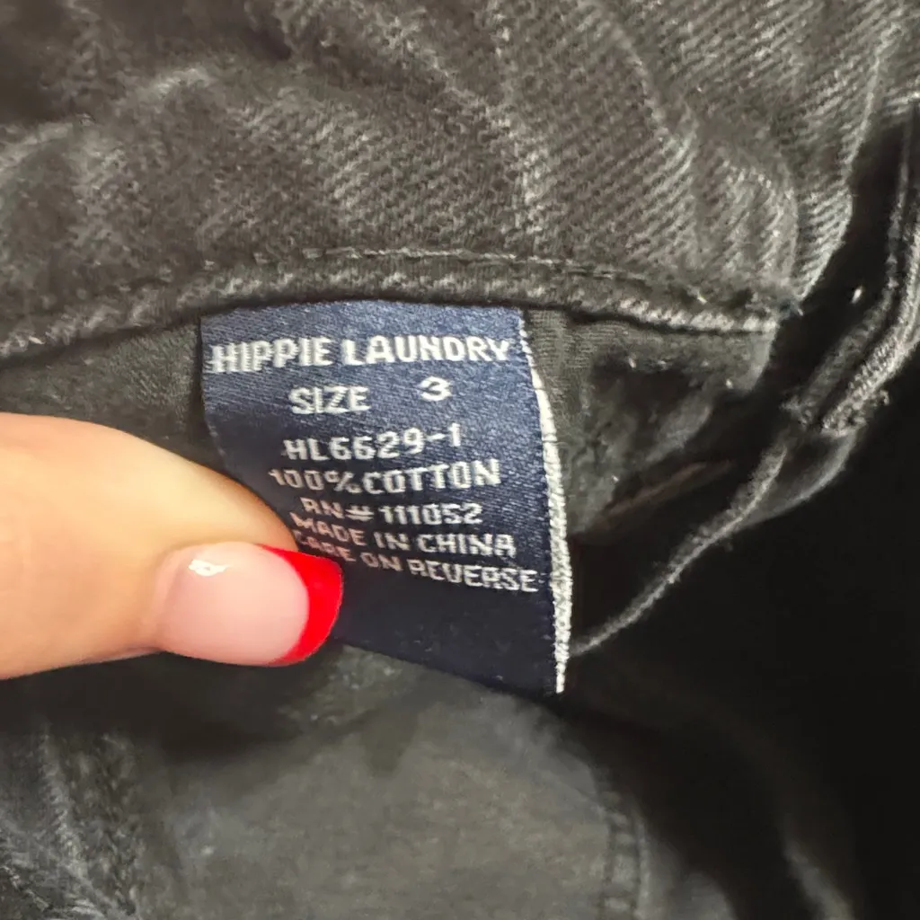 Hippie Laundry Distressed Black Mini Skirt - Image 3