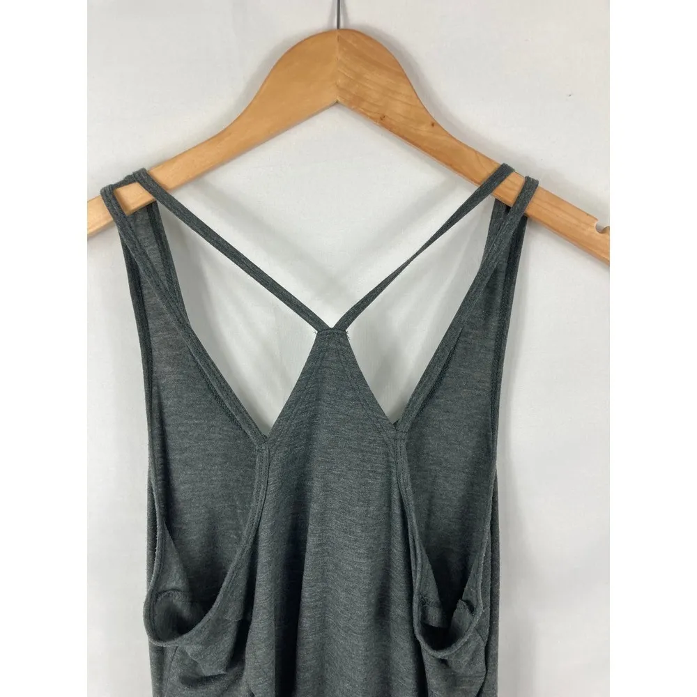 Apana  Grey Cross Back Racerback Athletic Tank Top Size Medium - Image 5