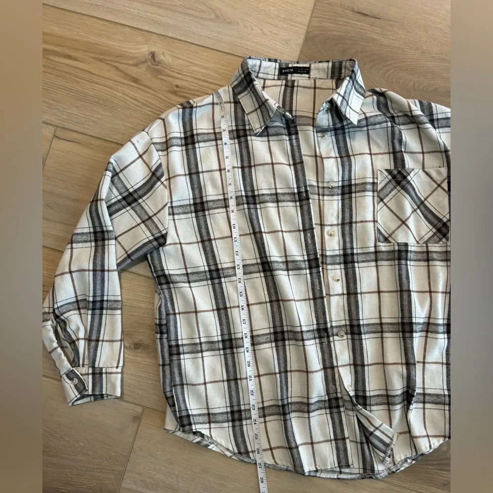 Shein Flannel Button Up - Image 4