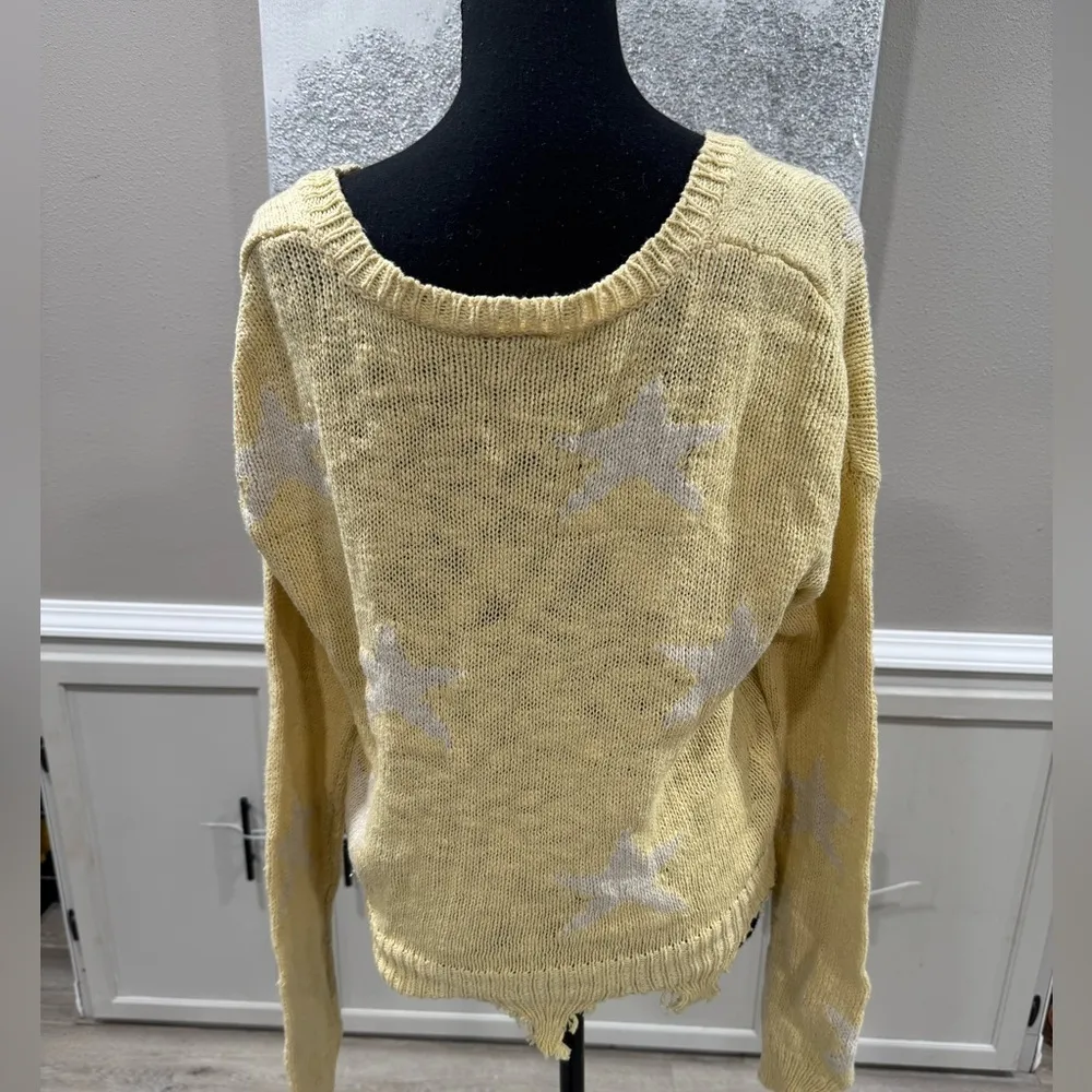 Yellow Star Pattern Sweater - Image 4