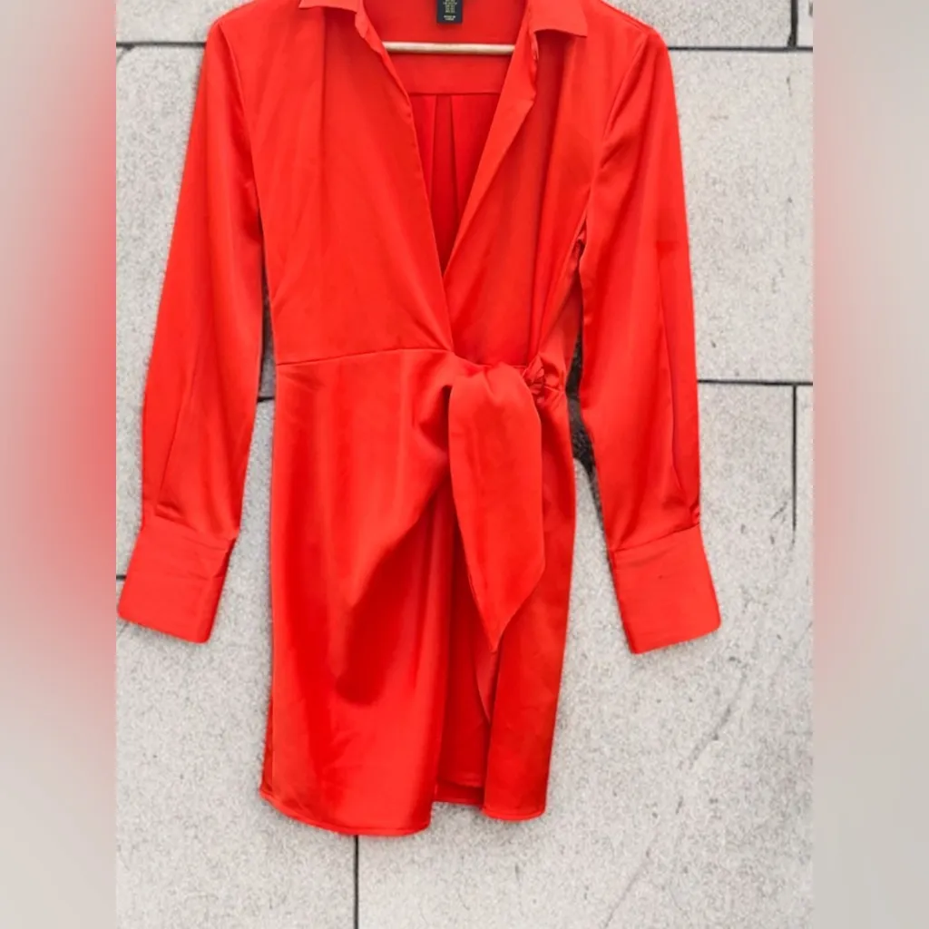 House Of Harlow 1960 X Revolve Vibrant orange Stain Wrap Dress Size XS - Image 3