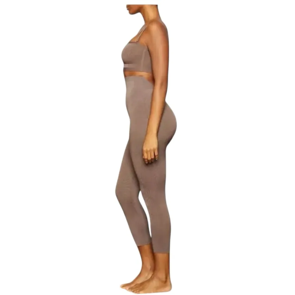 SKIMS SHEER SCULPT LOW BACK LEGGING, Size Large NWT Sold Out On website - Image 3