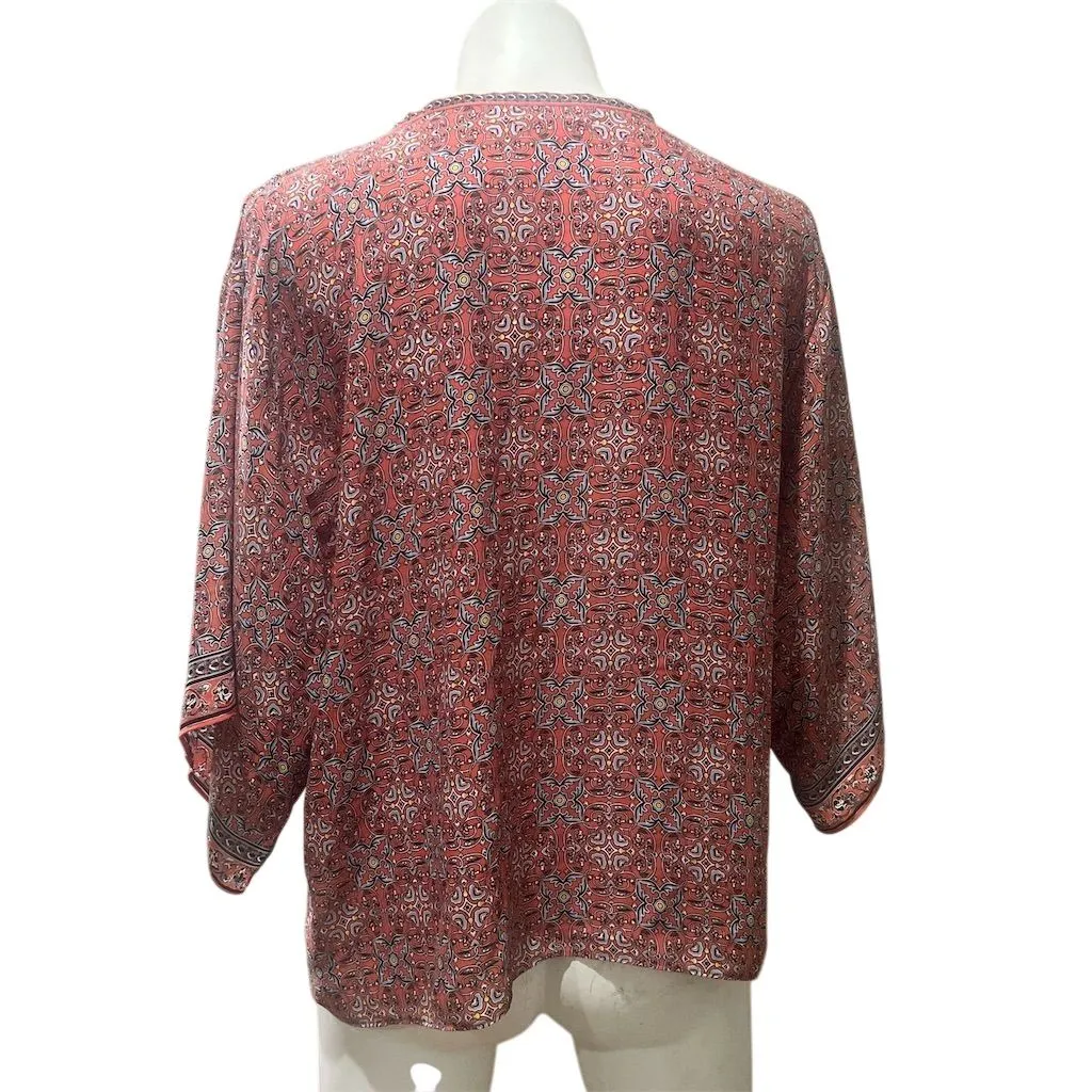 Max Studio Women's Plus 1X Red Geometric V-Neck Blouse 3/4 Sleeve - Image 9