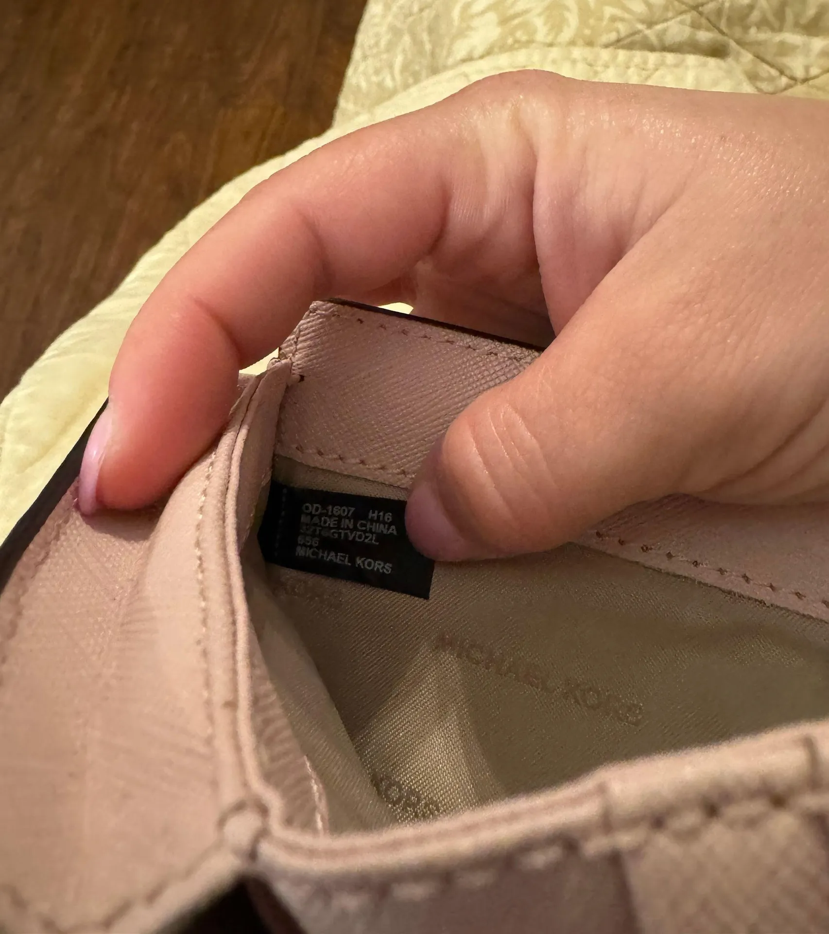 Michael Kors Wallet - Image 5