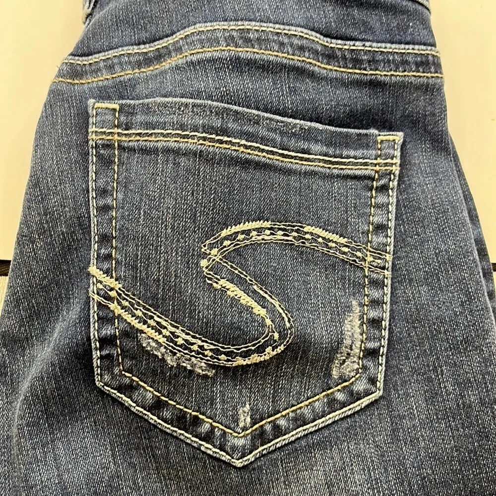 Silver Jeans Suki Capri Mid Rise Size 27 - Image 11