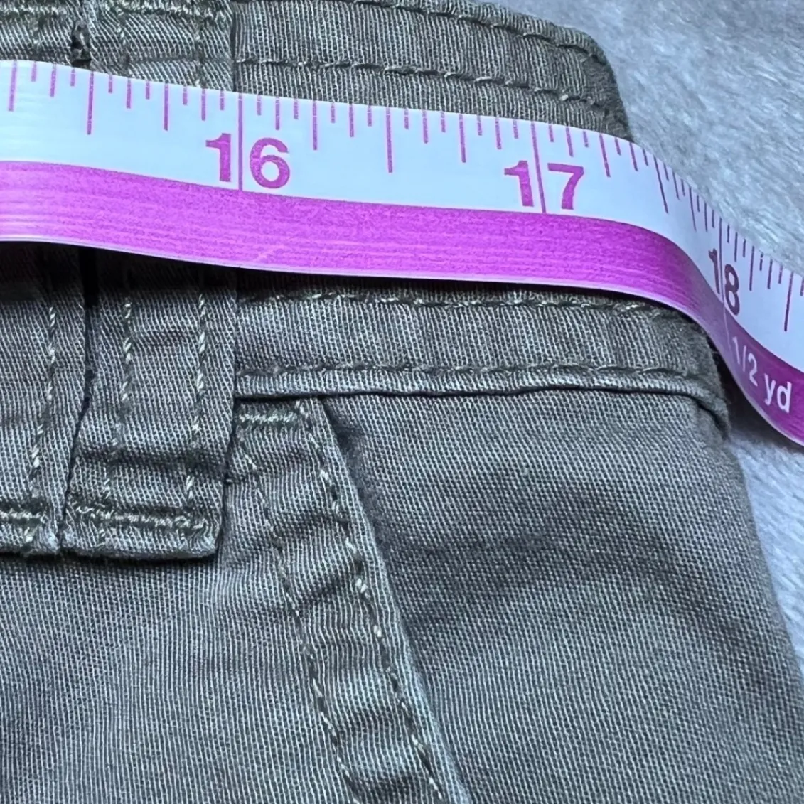 Karen Scott Cargo Capri Pants Womens 14 Beige Hiking Outdoors Everyday Pockets - Image 12