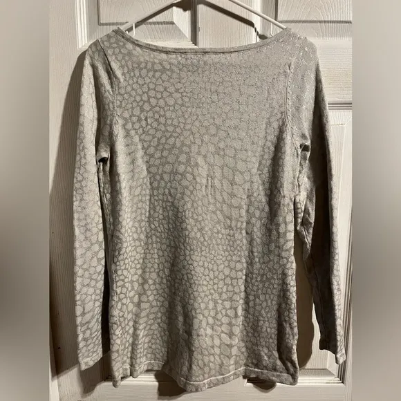 Cache Vintage Knit Silver Snake Pattern Top‎ Size Small - Image 3