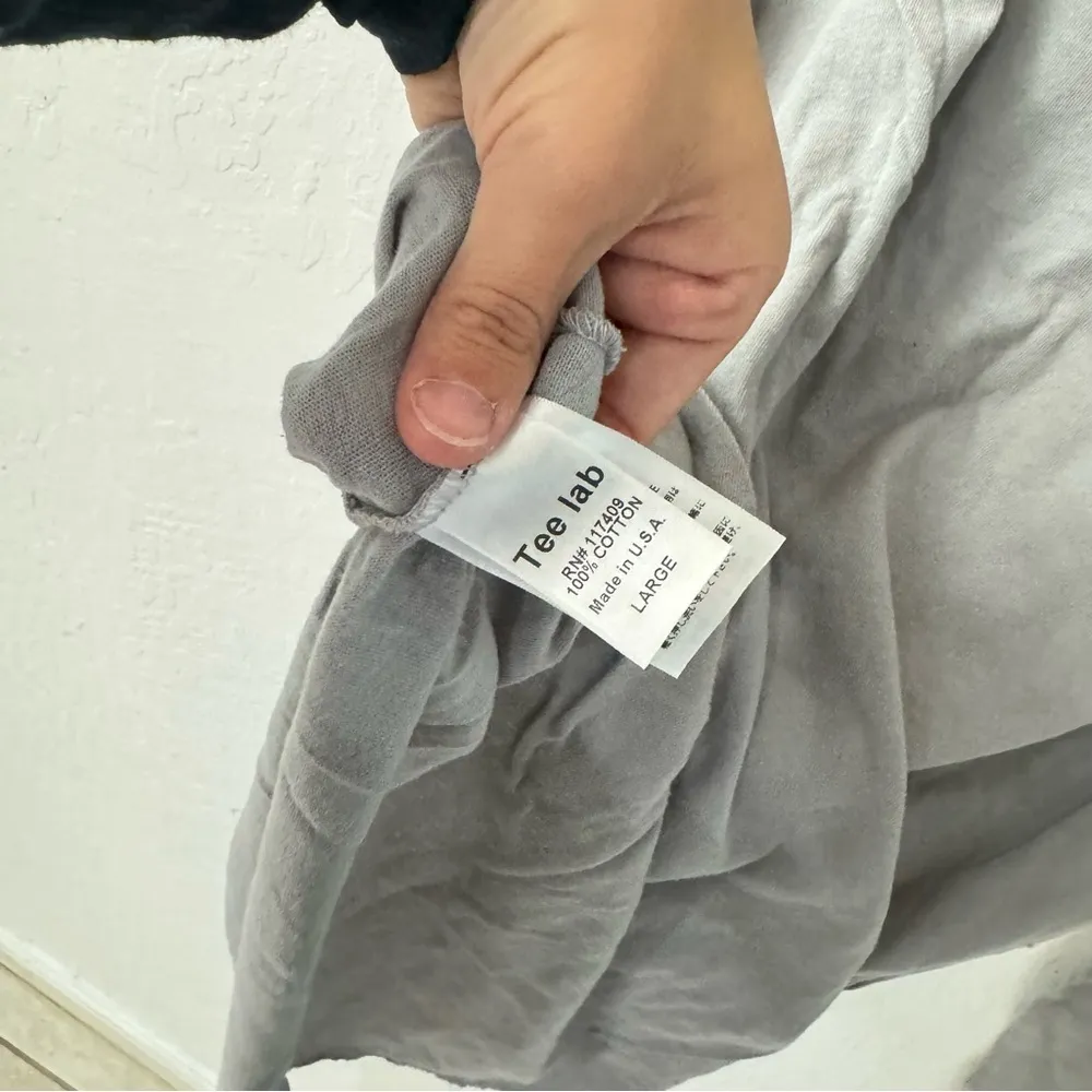 Frank & Eileen Gray Large Assymetrical Hem Line Lightweight Long Sleeve Cotton - Image 8