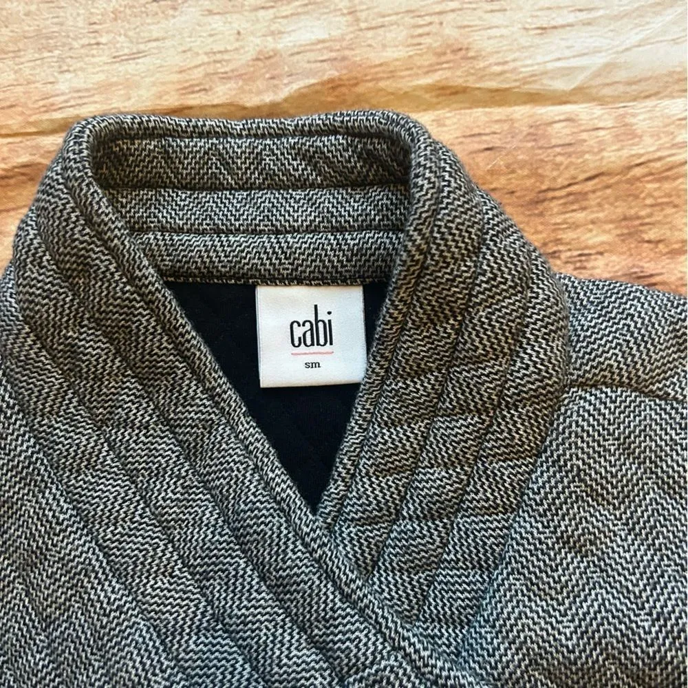 Women’s CAbi Quilted Herringbone Moto Jacket Size Small style # 3025 - Image 6